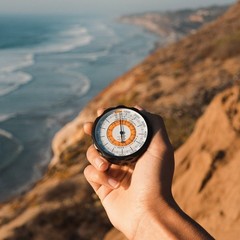 Sun Company Altimeter 202 – Battery-Free Altimeter and Barometer | Weather-Tr…