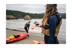 Spot Gen 4 Satellite GPS Messenger | Handheld Portable GPS Messenger for Hiki…