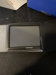 TomTom XXL 550 TM 5″ Portable GPS Navigator – Lifetime Traffic & Maps Edition