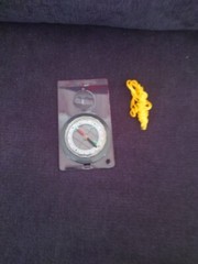 Vintage Coleman Liquid Fillled Map Compass-2001