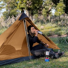 Ergonomic Cork Handle Trekking Poles: Moisture-Wicking for Extended Use