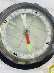 Two Vintage Map Hiking Backpacking Compass Sold for Parts/Repair – air bubble
