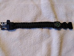 BRAND NEW 9″ BLACK Survival Wrist Band with Compass FREE SHIPPING