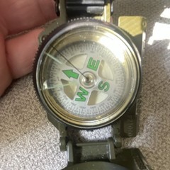Military Style Green Lightweight Hiking Compass Easy to Read Outdoor Camping
