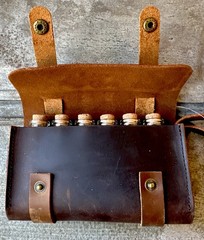 Ruck & River Leather Spice Wallet 6 Glass Jars Spice Rack – New