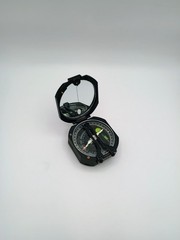 Portable Professional Geological Compass Model DQL-8 w/Leather Pouch
