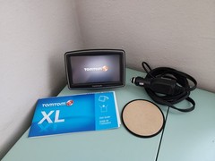 TomTom XL 350 GPS Navigation System Model N14644 Bundle Lot – Tested & Working!