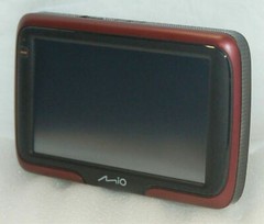 MIO Moov S401 Portable Car GPS Navigator System 4.3 LCD Widescreen Spoke Streets