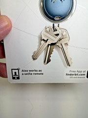 Orbit – Find Your Keys, Find Your Phone And Take A Selfie – dark blue