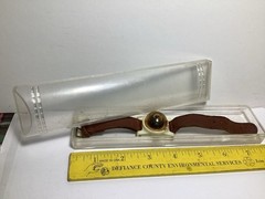 VINTAGE 1950’s ERA CELLULOID WRISTBAND COMPASS LEATHER BAND WORKS W/ORIG CASE