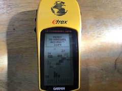 ETREX HANDHELD GARMIN 12 CHANNEL NAVIGATION SYSTEM WORKING WITH CASE