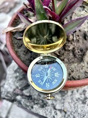 Nautical vintage Compass Brass WWII military Pocket Compass