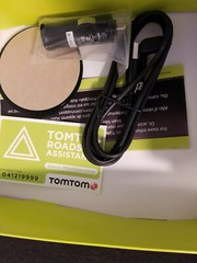 TomTom Via 1500 5″ Portable GPS: United States Edition – Complete Never Used