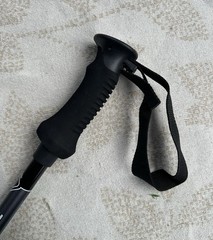 KOMPERDELL Trekkmaster Compact Trekking Pole Black Telescoping with Foam Grip