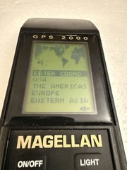 MAGELLAN GPS 2000 HANDHELD SATELLITE NAVIGATOR VINTAGE 90S POCKET GEOCACHING