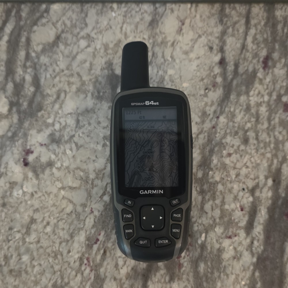 Garmin GPSMAP 64st Handheld Hiking GPS, 2.6in Display, Bluetooth, 16h