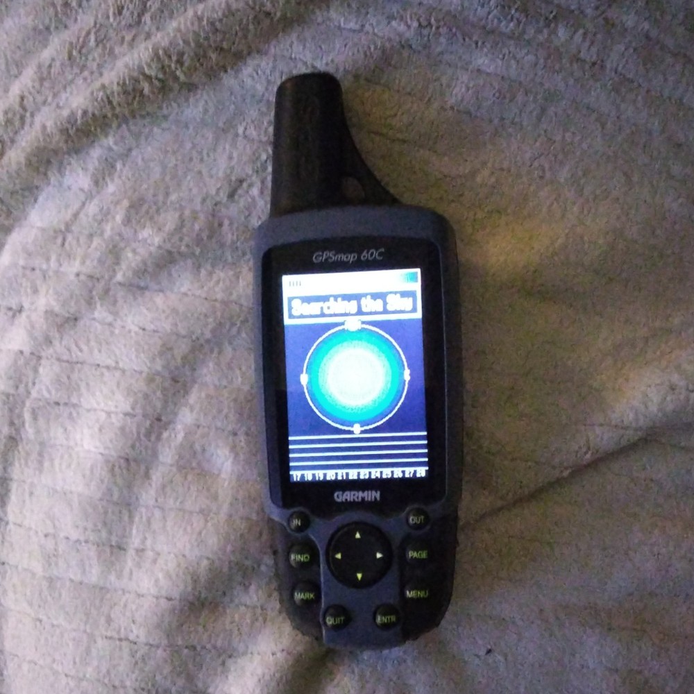 Garmin GPSmap 60C Handheld Hiking GPS Blue/Black 2.6in 240×160 30hr