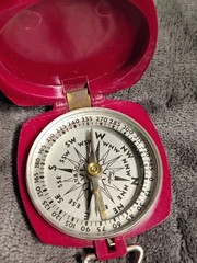 Vintage Taylor Gydeway Compass Bakelite Case Red Folding Case