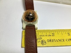 VINTAGE 1950’s ERA CELLULOID WRISTBAND COMPASS LEATHER BAND WORKS W/ORIG CASE