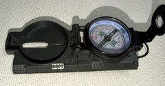 Sunnen Engineer Compass with box /instructions Victorinox Swiss Army Knife