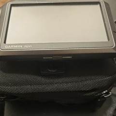 Garmin nüvi Black GPS Navigator With Car Charger