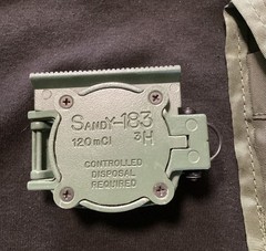 US MILITARY 1989 COMPASS MAGNETIC NSN 6605-01-196-6971 SandY-183 W/CORD & POUCH