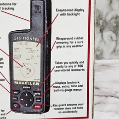 Magellan GPS Pioneer Satellite Navigator w/Box Manual Tested Vintage 2AA