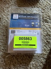 Pharos Bluetooth GPS Receiver for Live Search and your mobile device NIB PT120