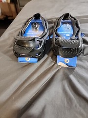 QUAD TREK ALL TERRAIN CLEATS MEDIUM MENS 7 – 9.5 / WOMENS 8- 11. NEW
