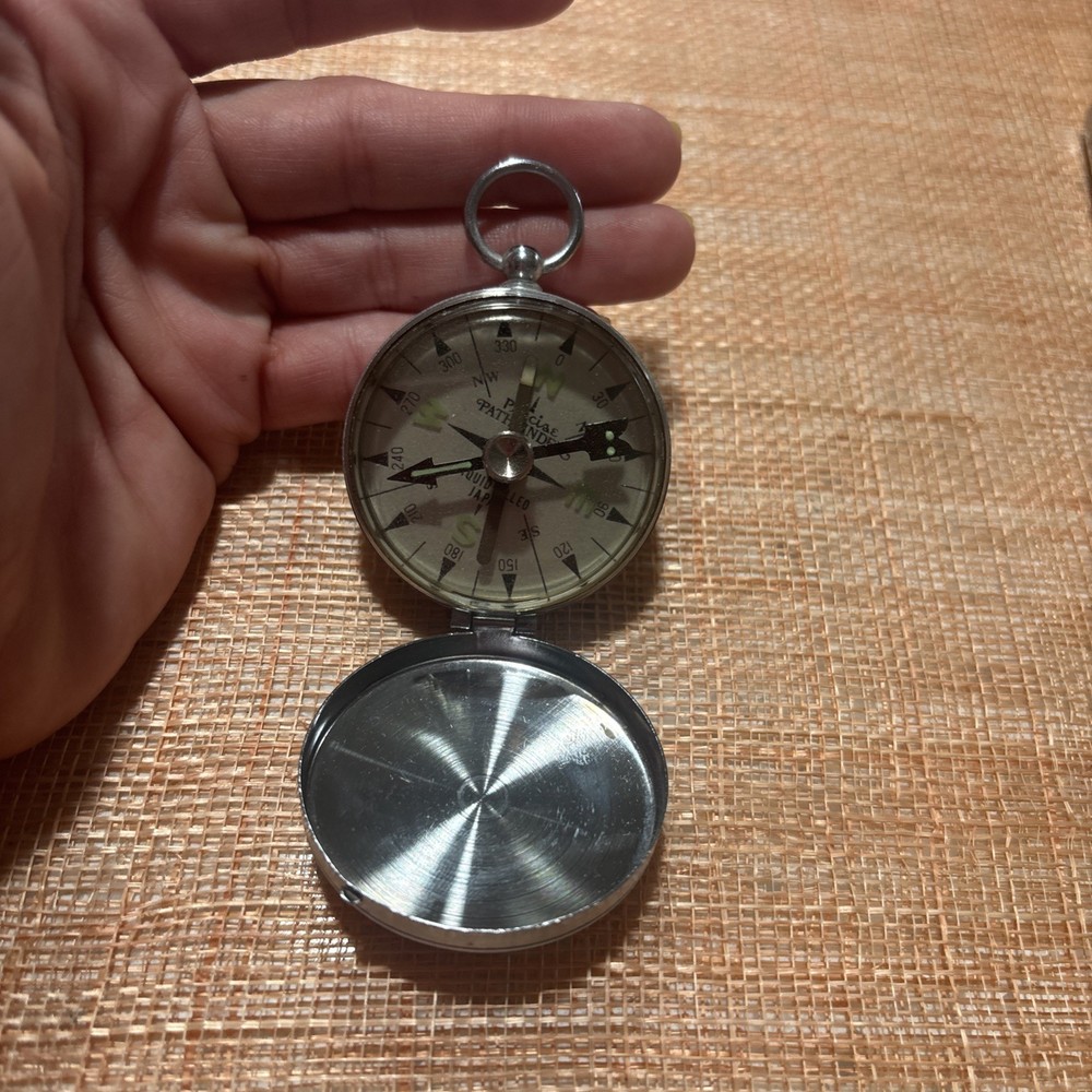 Vintage Liquid Filled Compass Pathfinder Precise Japan (Pre-Owned) Working!