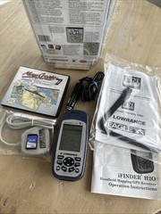 Lowrance IFINDER H2O+ HandHeld Mapping GPS 128mb Card Software CD Manual & More