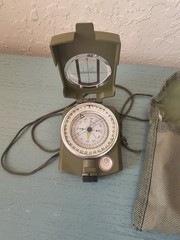 Vintage New/Old Stock SE Camo Prismatic Compass W/Case & Manual