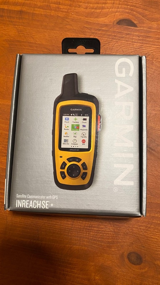 NOB Garmin inReach SE+ GPS Satellite Communicator Bundle Free Shipping