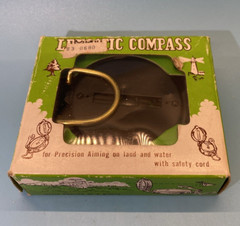 Lensatic Compass, Model 680 liquid filled for use on land/water unbranded Japan