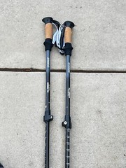 Set of King Gear All terrain Duralumin 7075 Trekking Poles 105-135CM … 68A