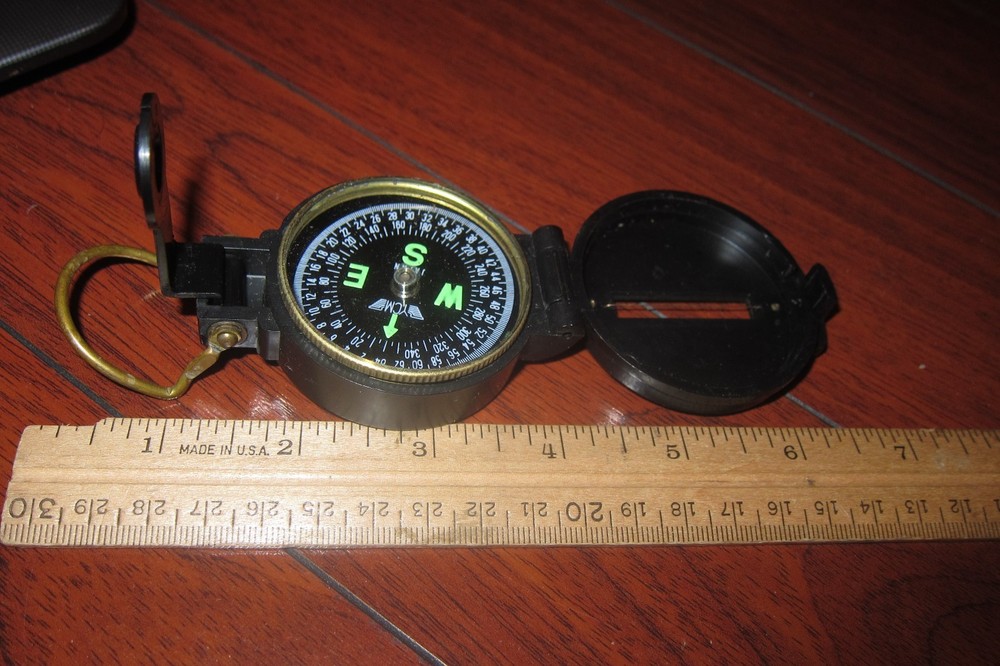 VINTAGE ENGINEER’S LENSATIC COMPASS MADE IN TAIWAN EXCELLENT LOOK!