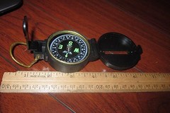 VINTAGE ENGINEER’S LENSATIC COMPASS MADE IN TAIWAN EXCELLENT LOOK!