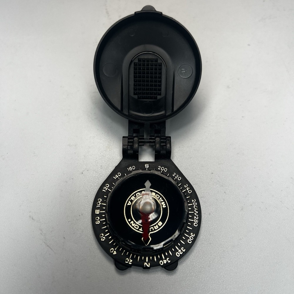 RARE VINTAGE – BRUNTON USA POCKET COMPASS TRANSIT 9050