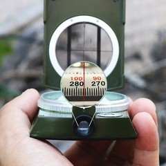 1 Pc Waterproof High Precision Metal Compass for Hiking Military Outdoor