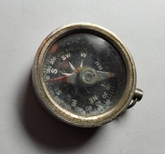 Vintage Compass 3.5cm In Diameter Metal Case