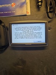 TOMTOM XXL 550 TM 5 INCH PORTABLE GPS NAVIGATOR LIFETIME TRAFFIC MAPS EDITION