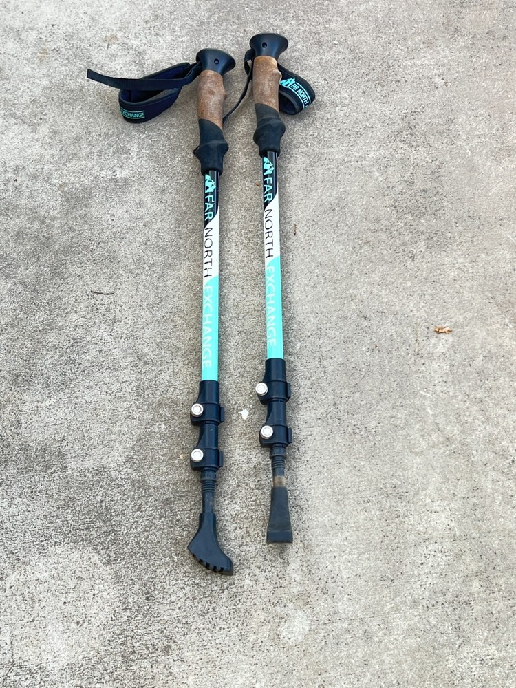 Set of Far North Exchange Trekking Poles 105-135CM .. 65A