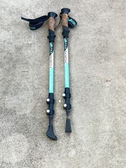 Set of Far North Exchange Trekking Poles 105-135CM .. 65A