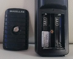 MAGELLAN GPS 315 Handheld 4″ LCD Screen- Fishing Hunting Camping Boating Hiking