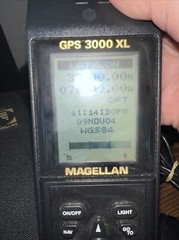 Magellan GPS 3000 XL Handheld IOB w/Manual, Car Charger, Adaptor & Case WORKS!