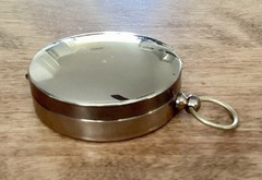 Kids’ Gold Toned Covered Case Pocket Compass W/Hanging Ring, 2” Diameter, EUC