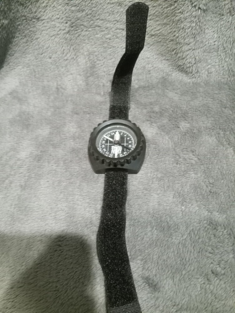 Swiss Army Brand Vintage Wrist Compass Nylon Bracelet Skydiving Outdoors