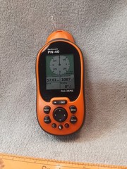 Delorme Earthmate PN-40 Color Screen Handheld Navigation Color Screen Tested