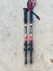Croosie Outdoors Aluminum Trekking Poles 105-135CM .. 5U
