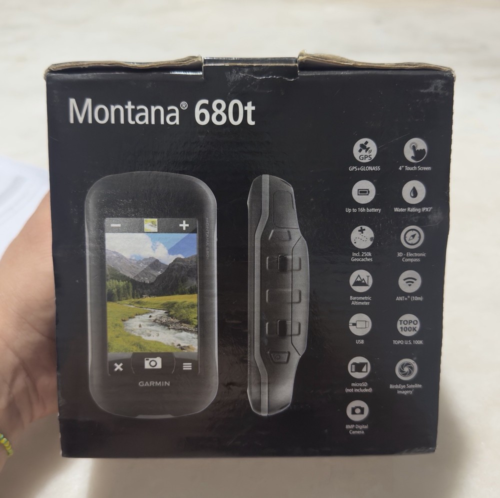 Garmin Montana 680t Touchscreen GPS/GLONASS w/Altimeter Compass 4″ 16h